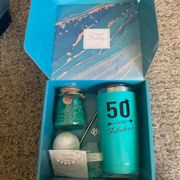 Turning 50 Gift Box - Picture 14 of 15
